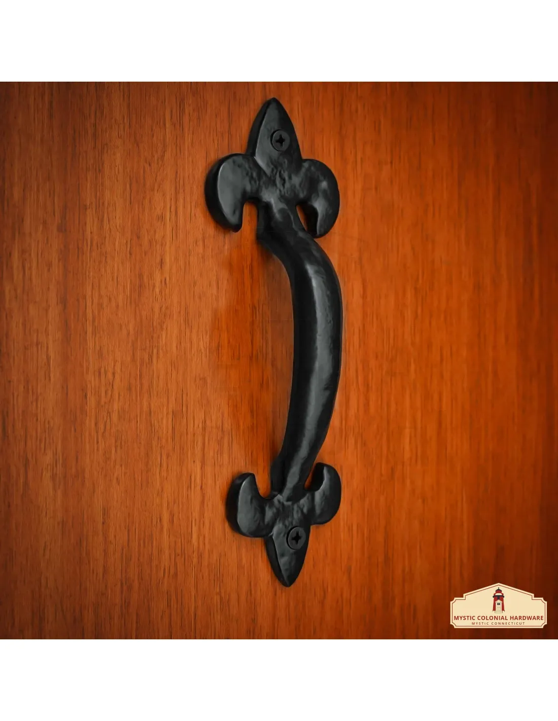 Medieval door handle with Fleur-de-lis design (17x4.7 cm.)